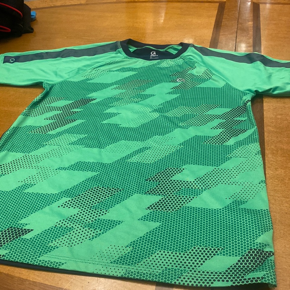 Gap tshirt